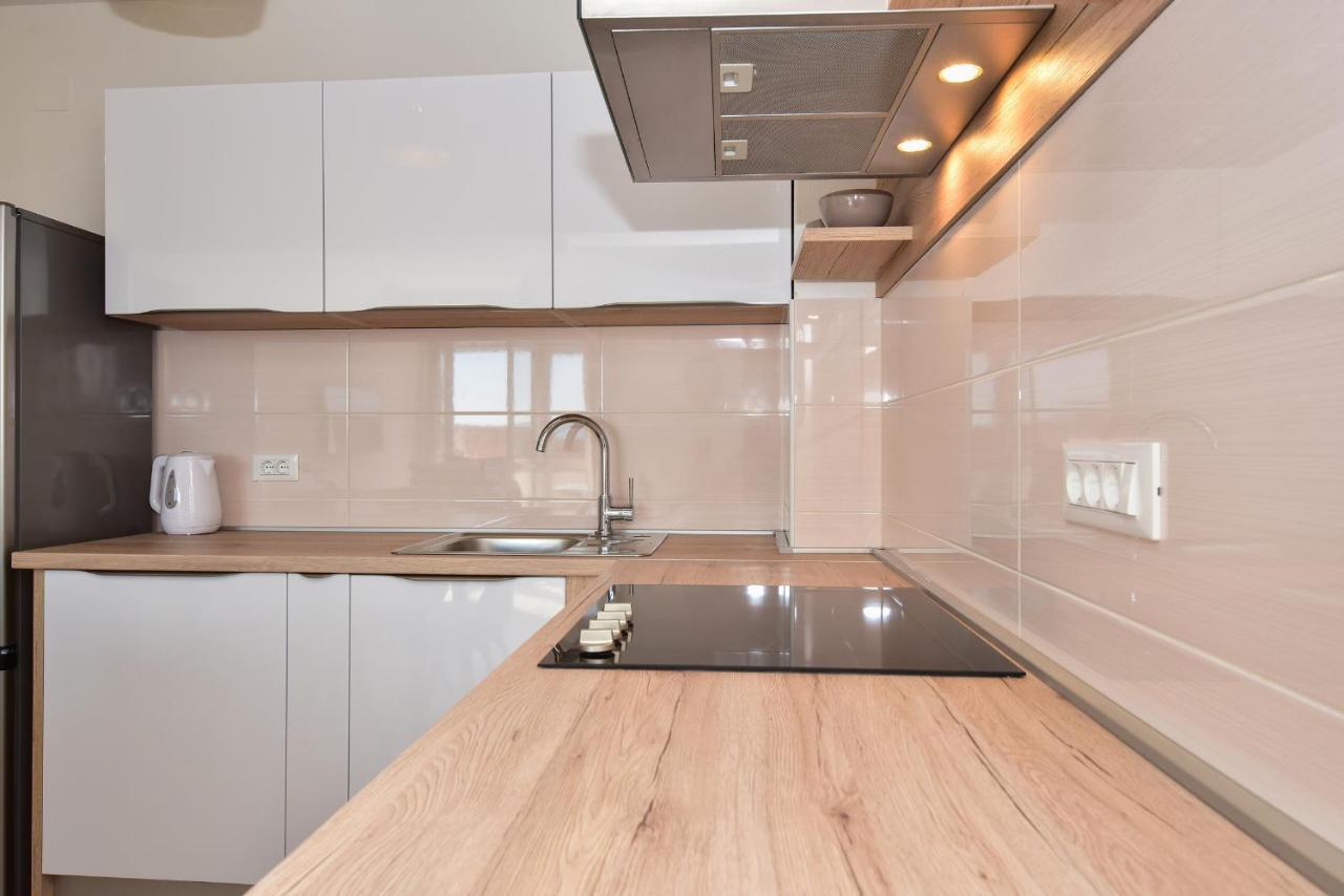 Apartman Luka Igrane Dış mekan fotoğraf