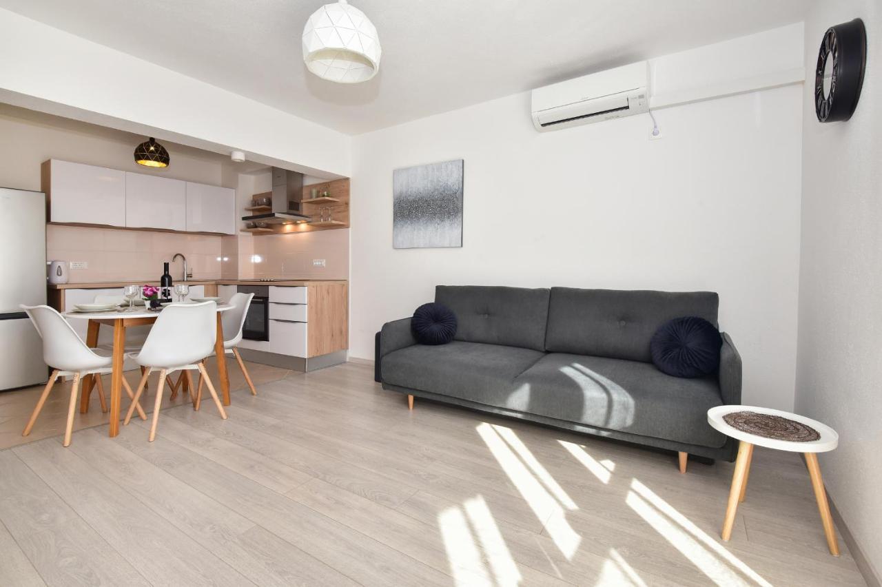 Apartman Luka Igrane Dış mekan fotoğraf