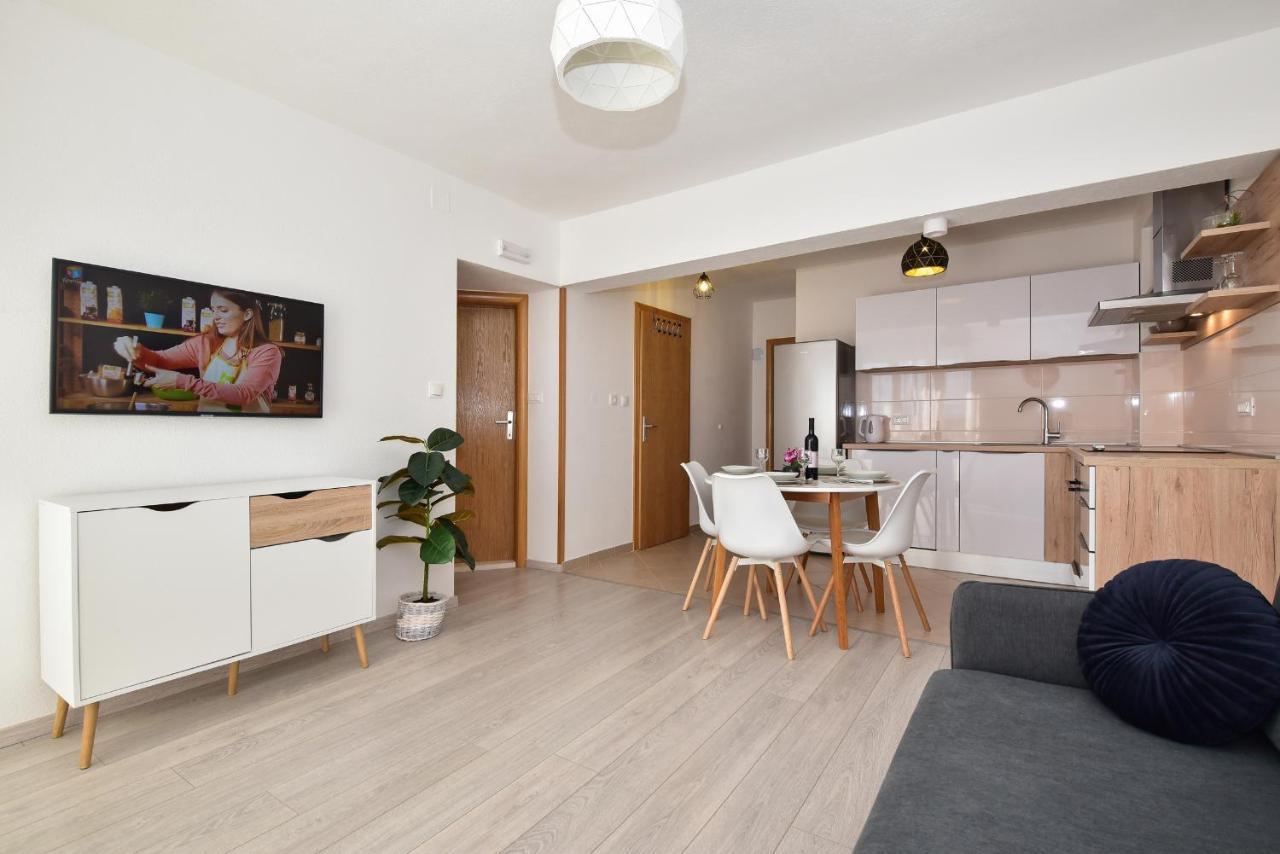 Apartman Luka Igrane Dış mekan fotoğraf